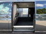 Volkswagen Transporter 2.0 TDI 150PK Automaat Bulli Edition L1H1 GB / Dubbele schuifdeur / Dealer onderh. / Navi / Leder / Carplay / Adaptieve Cruise