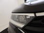 Volkswagen T-Roc 1.5 TSI Life | Parkeerassistent | Stoelverwarming | CarPlay | Elektrisch inklapbare buitenspiegels | Parkeersensoren | Adaptieve cruise control | Climate control |