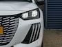 Peugeot 208 1.2 Hybrid 110 e-DCS6 Allure | 360° Camera | Navigatie | Climate Control | Full LED | 16'' LM Velgen | Apple Carplay/Android Auto