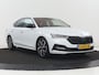 Skoda Octavia 1.0 e-TSI Sport | Adaptive cruise | Carplay | Side Assist | Sportstoelen | Stuurverwarming | Trekhaak | Navigatie | Parkeerhulp | Full LED | 18'' | Digital Cockpit | Climate control | Bluetooth