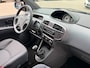 Hyundai Matrix 1.6i Dynamic - Airco I Sport velgen I PDC I Comfort pakket I Dakrail I APK 2027