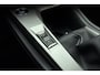 Peugeot 308 1.2T Active Pack Business 130pk | Stoelverwarming | Adaptive Cruise Control | Climate Control | Navigatie | Apple Carplay/Android Auto | AGR bestuurdersstoel | Full LED | Slechts 23 km!