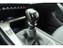 Peugeot 308 1.2T Active Pack Business 130pk | Stoelverwarming | Adaptive Cruise Control | Climate Control | Navigatie | Apple Carplay/Android Auto | AGR bestuurdersstoel | Full LED | Slechts 23 km!