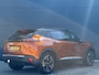 Peugeot e-2008 EV GT Pack 50 kWh | Trekhaak | Adaptive Cruise Control | Camera | Navigatie |
