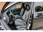 Volkswagen T-Roc 1.5 TSI R-Line Business+ | Black Style | Camera | Carplay | IQ Light | ACC