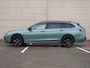 Volkswagen Passat Variant R-Line Edition 1.5 eHybrid 204 PK | Panoramadak | Trekhaak | 360 camera | Led Matrix | 19" inch velgen | Black style |