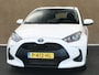 Toyota Yaris 1.5 Hybrid Active - ORIGINEEL NEDERLANDSE AUTO - CLIMATE CONTROL - ACHTERUITRIJCAMERA - CRUISE CONTROL ADAPTIEF - APPLE CARPLAY/ANDROID AUTO - BLUETOOTH TELEFOONVOORBEREIDING