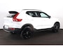 Volvo XC40 B3 Plus Black Edition - IntelliSafe Assist & Surround - 360º Camera - Harman Kardon audio - Adaptieve LED koplampen - Verwarmde voorstoelen & stuur - Parkeersensoren voor & achter - Elektr. bedienb. voorstoelen met geheugen links - Draadloze tel. lader - Standkachel - Extra getint glas - 20' LMV