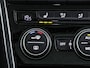 Volkswagen T-Roc 1.5 TSI 150pk DSG R-Line · Panoramadak · Camera · Navigatie · Stoelverwarming · 18'' Inch ·