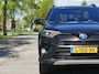Toyota RAV4 2.5 Hybrid AWD | verwarmd stuur | leer | schuifdak | rondomzicht camera | all-season-banden