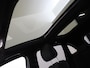 Mercedes-Benz B-klasse 200 AMG Line Panoramadak / Keyless / Nightpakket / Parkeercamera / Elektr. Trekhaak / Sfeerverlichting / Stoelverwarming