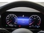 Mercedes-Benz B-klasse 200 AMG Line Panoramadak / Keyless / Nightpakket / Parkeercamera / Elektr. Trekhaak / Sfeerverlichting / Stoelverwarming