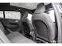 Volvo C40 Recharge Plus 69 kWh | Warmtepomp | Panoramadak | Achteruitrijcamera | Parkeersensoren | Keyless Entry | Elektrische Achterklep | Cruise Control Adaptief | BLIS | Navigatie | Apple Carplay | Android AutoDetectie | Stoel-/Stuurverwarming | Warmtepomp | Apple Carplay/Android Auto |
