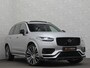 Volvo XC90 2.0 T8 Twin Engine AWD R-Design | 360 Camera | Panorama | Pilot-Assist | Head-Up | Memory | Keyless-Entry | 4-Zone Clima | Stoelverwarming V+A | Full-LED | Zonwering | Getint Glas | Zwarte Hemel | Dodehoek | Stuurverwarming |