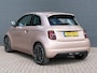 Fiat 500 3+1 La Prima 42 kWh | Adaptive Cruise Control | Keyless | Lederen Bekleding | CarPlay | Stoelverwarming | Camera Achter | Sensoren Voor + Achter |