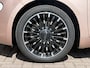 Fiat 500 3+1 La Prima 42 kWh | Adaptive Cruise Control | Keyless | Lederen Bekleding | CarPlay | Stoelverwarming | Camera Achter | Sensoren Voor + Achter |
