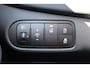 Kia Carens 1.6 GDi Super Pack Achteruitrijcamera/Navigatie/Stoel en Stuurverwarming/Parkeersensoren/Climate control/Bluetooth/Lederen interieur