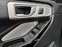 Ford Explorer 3.0 V6 EcoBoost PHEV 457pk ST-Line | 7-persoons | Trekhaak afneembaar | Adaptieve cruise | Lane assist | Panoramadak | 360 camera | Lederen bekleding ST-line | Stoelverwarming&koeling | Bang&Olufsen audio | Elektrisch verstelbare stoelen met memory | Apple CarPlay / Android Auto | Sfeerverlichtig | Elektrische achterklep | 20 inch velgen | Volledig onderhouden