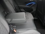 Volkswagen Tiguan Life automaat 1.5 e-Hybrid | Stoel- Stuur verw. | Trekhaak | 360 camera | dode hoek |