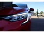 Renault Clio 1.0 TCe Intens 360 graden camera/Stoelverwarming/Lane assist/Cruise control/Apple carplay/Dodehoek detectie/Parkeersensoren/Licht metaal