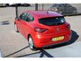 Renault Clio 1.0 TCe Intens 360 graden camera/Stoelverwarming/Lane assist/Cruise control/Apple carplay/Dodehoek detectie/Parkeersensoren/Licht metaal