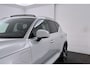 Volvo XC40 1.5 T5 Recharge Inscription | Uitklap Trekhaak | Panoramadak | Org NL | Harman/Kardon | CarPlay | 360 Camera |