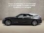 BMW 3-Serie 320e High Executive 204Pk Automaat (PANORAMADAK, HEAD-UP DISPLAY, MEMORY SEATS, LASER KOPLAMPEN, LEDER, STUUR/STOELVERWARMING, 360 CAMERA, APPLE CARPLAY, SFEERVERLICHTING, GETINT GLAS, NIEUWSTAAT)