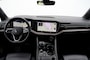 Volkswagen Touareg 3.0 TSI eHybrid PHEV 4 Motion - 381 pk **Pano / Trekhaak / IQ Light
