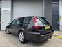 Ford Mondeo Wagon 1.8-16V Platinum [Leder | StoelVW | Volledig OH | Trekhaak | Cruise | PDC]
