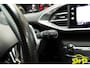 Peugeot 308 1.2 PureTech GT | Massage | Navi | Camera | Wit metallic