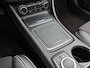 Mercedes-Benz GLA 180 Business Solution AMG (PANORAMADAK, STOELVERWARMING, CAMERA, NAVIGATIE, PDC)