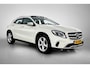 Mercedes-Benz GLA 180 Business Solution AMG (PANORAMADAK, STOELVERWARMING, CAMERA, NAVIGATIE, PDC)