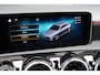 Mercedes-Benz A-klasse 200 Business Solution AMG | Panoramadak | Camera | Night Pakket | High Performance Led | Widescreen | Regensensor |