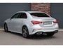 Mercedes-Benz A-klasse 200 Business Solution AMG | Panoramadak | Camera | Night Pakket | High Performance Led | Widescreen | Regensensor |