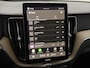 Volvo XC60 2.0 T8 Plug-in hybrid AWD Plus Dark Panoramadak, 360 Camera, Harman/Kardon, Head-up display, Memory stoelen, Elektrische achterklep, Leder, Winterpakket, Cruise control adaptief