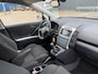Toyota Verso 2.2 D-4D Luna Weinig Km Uniek op Grijs kenteken