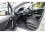 Peugeot 208 1.2 VTi Envy| Distr. verv. bij 107.334 Km|Incl. w.bandenset| Park.sens.|Navig.bluetooth|L.M.V.| Financ. v.a. €111,-p/m