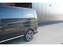 Volkswagen Multivan Kombi 2.0 TDI L1H1 | CMC hefdak | LED | Trekhaak | ACC | Apple CarPlay | Elektrische stoelen | Elektrische schuifdeuren | Parkeercamera | Parkeersensoren | Lederen interieur | 6-zitplaatsen | Elektrische kofferklep | Highline |