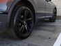 Volkswagen Tiguan 1.4 TSI eHybrid R-Line Business 245pk DSG | Trekhaak | Dealer onderhouden | Black Style | DCC | 360 Camera | Winterpakket | LED Matrix | Navigatie | Keyless