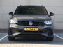 Volkswagen Tiguan 1.4 TSI eHybrid R-Line Business 245pk DSG | Trekhaak | Dealer onderhouden | Black Style | DCC | 360 Camera | Winterpakket | LED Matrix | Navigatie | Keyless