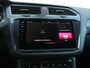 Volkswagen Tiguan 1.4 TSI eHybrid R-Line Business 245pk DSG | Trekhaak | Dealer onderhouden | Black Style | DCC | 360 Camera | Winterpakket | LED Matrix | Navigatie | Keyless