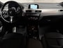 BMW X2 1.8i sDrive M Sport 140Pk Automaat (NAVIGATIE, M PAKKET, BLACK PACK, LEDER, STOELVERWARMING, SPORTSTOELEN, GETINT GLAS, SFEERVERLICHTING, PARKEERSENSOREN, NIEUWSTAAT)