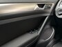 Volkswagen Golf 1.0 TSI Sportline (APPLE CARPLAY, CLIMATE, GETINT GLAS, SPORTSTOELEN, LM VELGEN, CRUISE, NIEUWE APK, NIEUWSTAAT)