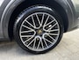 Porsche Cayenne Coupé 3.0 E-Hybrid NL-auto/Sport Chrono/Leder/Pano/21 Inch/360 Camera/Soft Close