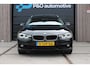 BMW 3-Serie Touring 318i High Executive PANO/TREKHAAK/CARPLAY