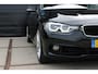 BMW 3-Serie Touring 318i High Executive PANO/TREKHAAK/CARPLAY