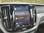 Volvo XC60 T6 Plug-in hybrid AWD Plus Black Edition | Panoramadak | 360 camera | Stoel/Stuur Verwarming |