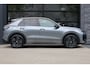 Volkswagen T-Roc 1.5 eTsi R-Line First Edition | NIEUW MODEL | BTW | CAMERA | ELEK.TREKHAAK | ACC | STUURVERWARMING |