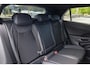 Volkswagen T-Roc 1.5 eTsi R-Line First Edition | NIEUW MODEL | BTW | CAMERA | ELEK.TREKHAAK | ACC | STUURVERWARMING |