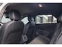 Volkswagen T-Roc 1.5 eTsi R-Line First Edition | NIEUW MODEL | BTW | CAMERA | ELEK.TREKHAAK | ACC | STUURVERWARMING |